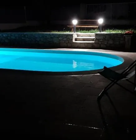 D'hotes Mantei Oda ve Kahvaltı