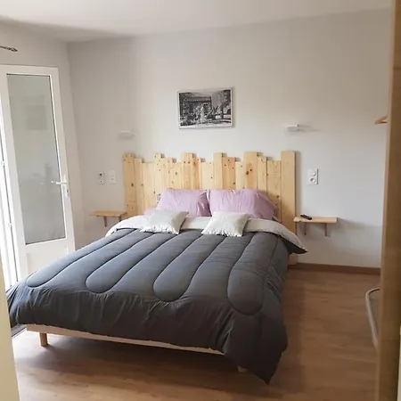 Oda ve Kahvaltı D'hotes Mantei *